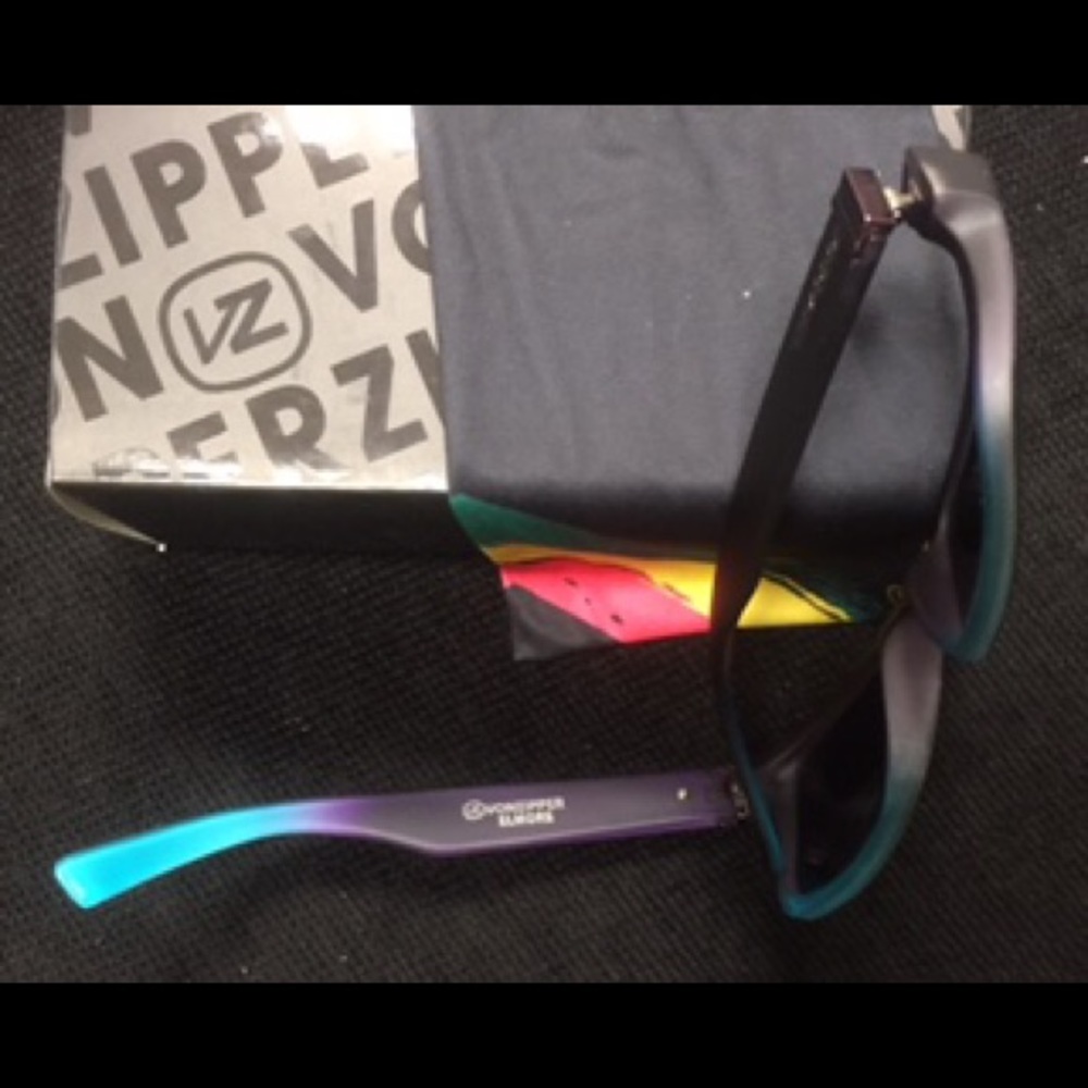 New VonZipper Sunglass and Soft case - Picture 5 of 5